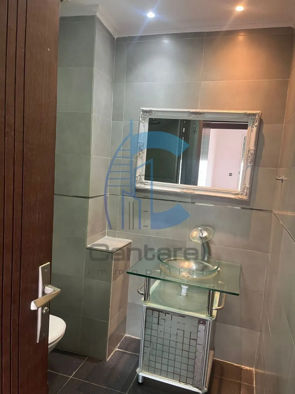 VENTE SPACIEUX APPARTEMENT BOURGOGNE - الدار البيضاء (3)