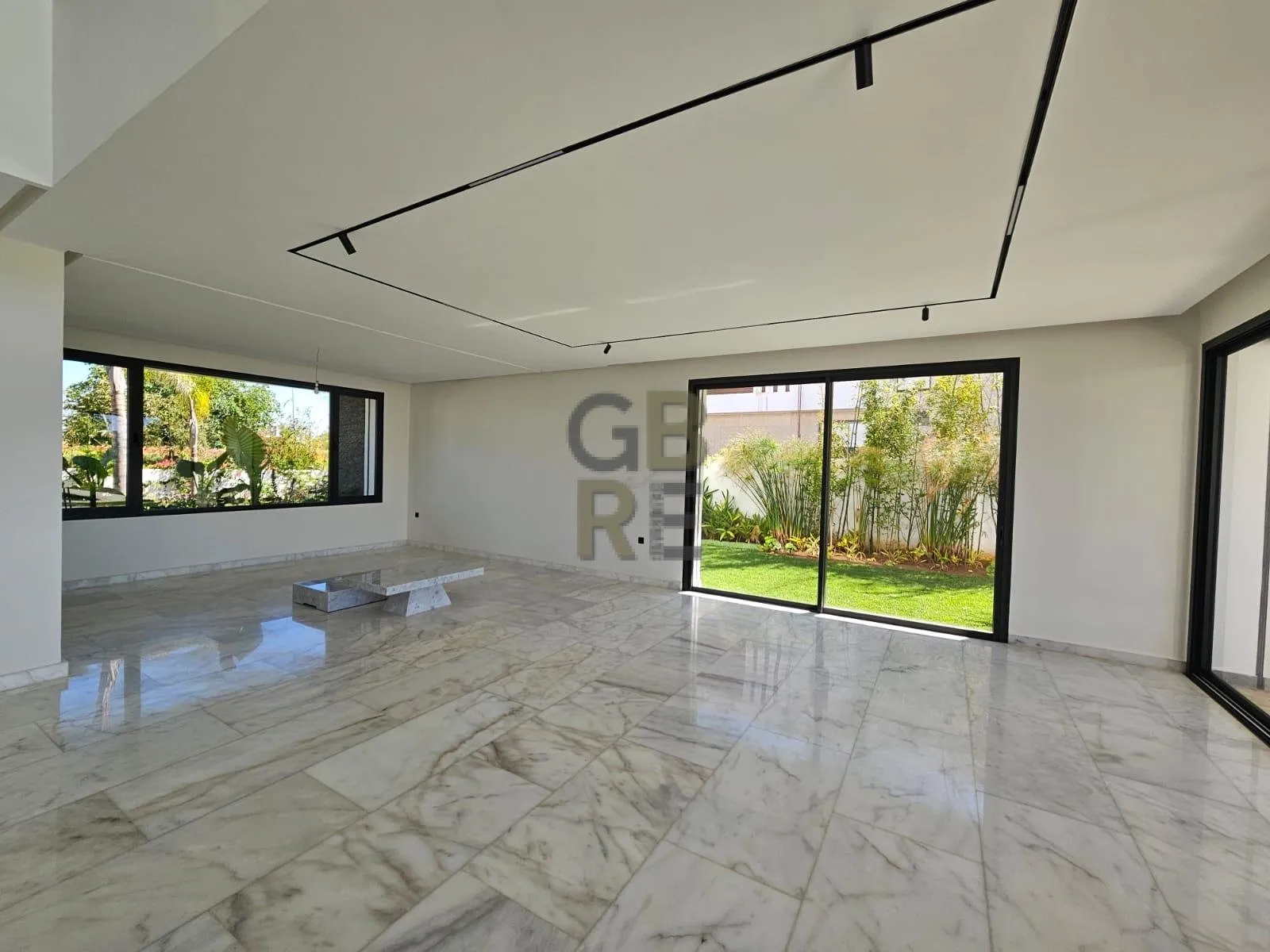 Villa neuve à Souissi en vente - الرباط
