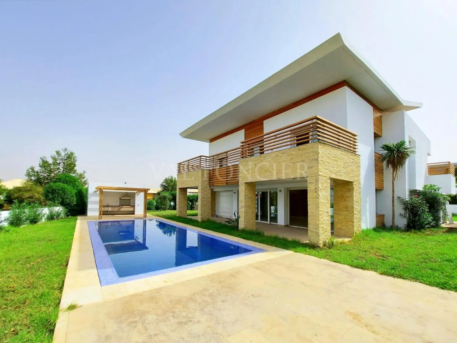 Vente villa jamais habitée 1070m2 5chambres avec piscine La ville verte, Bouskoura - الدار البيضاء