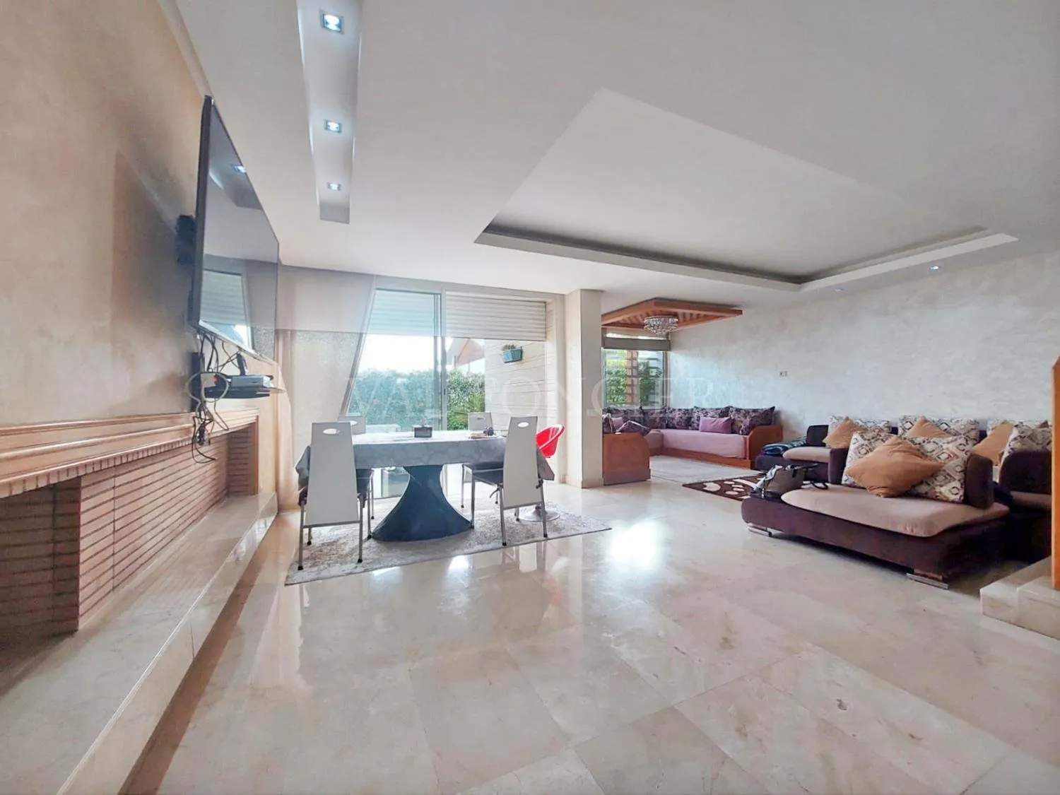 Vente Duplex Rez-de-jardin 259m2 3chambres très bien situé à CGI Bouskoura - الدار البيضاء (3)