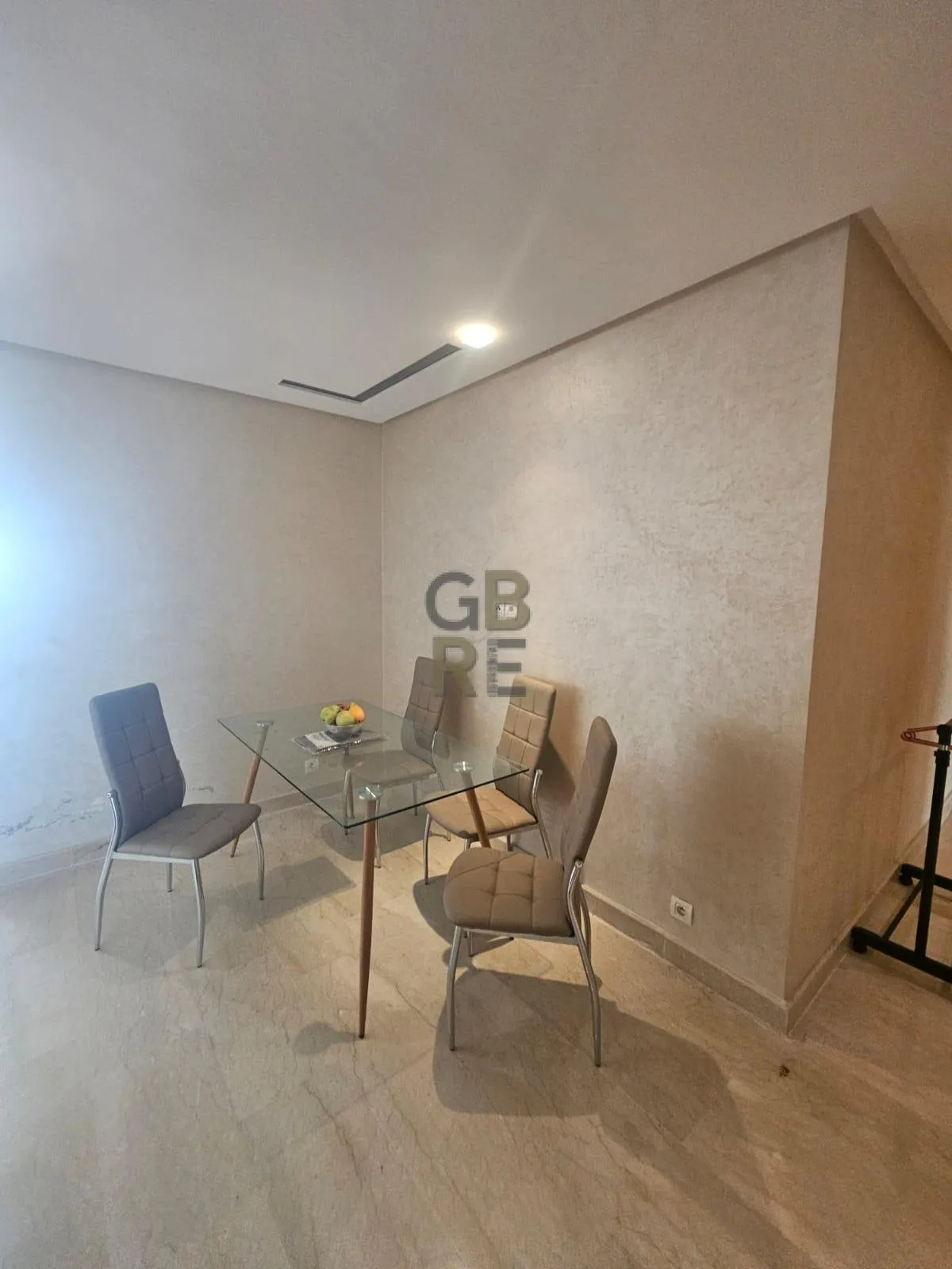 Appartement dans un immeuble récent en vente au Haut d'Agdal - الرباط (3)