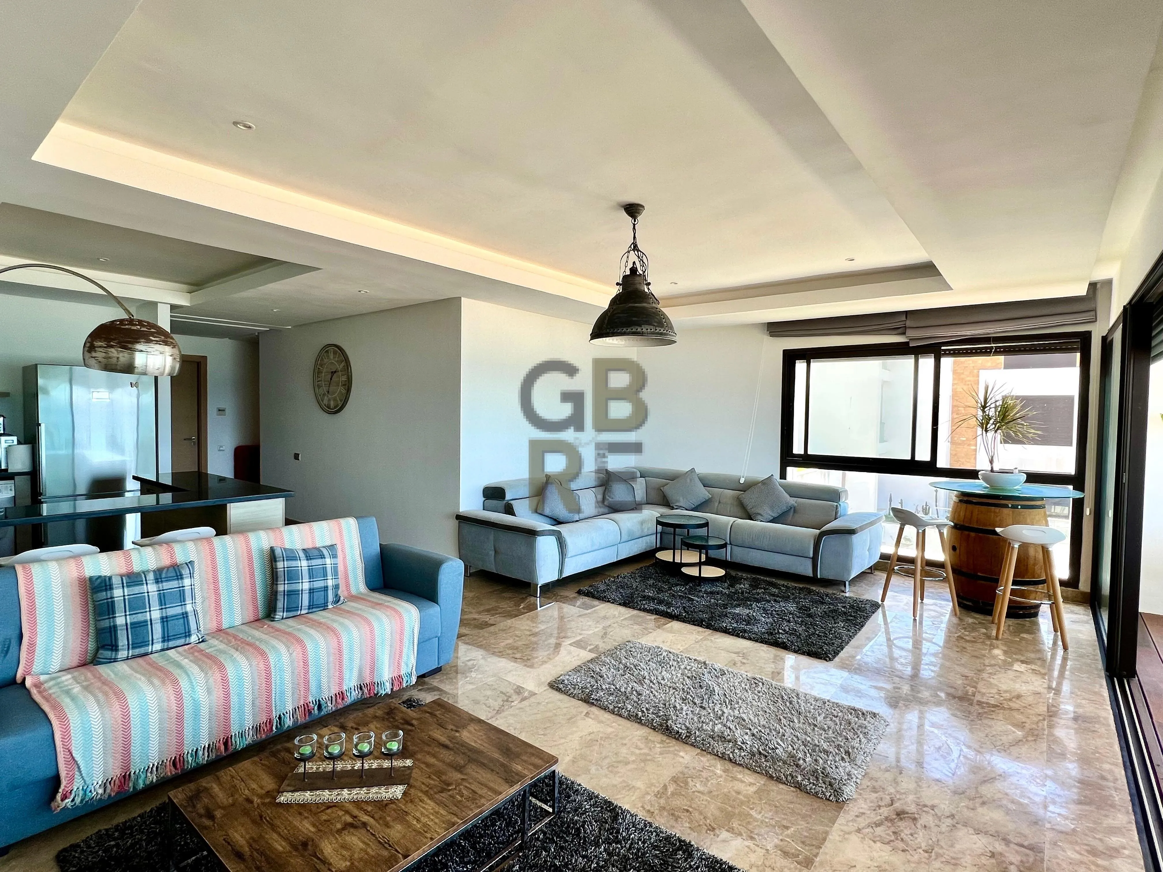Bel appartement meublée vue sur mer à Plage des nations - الرباط