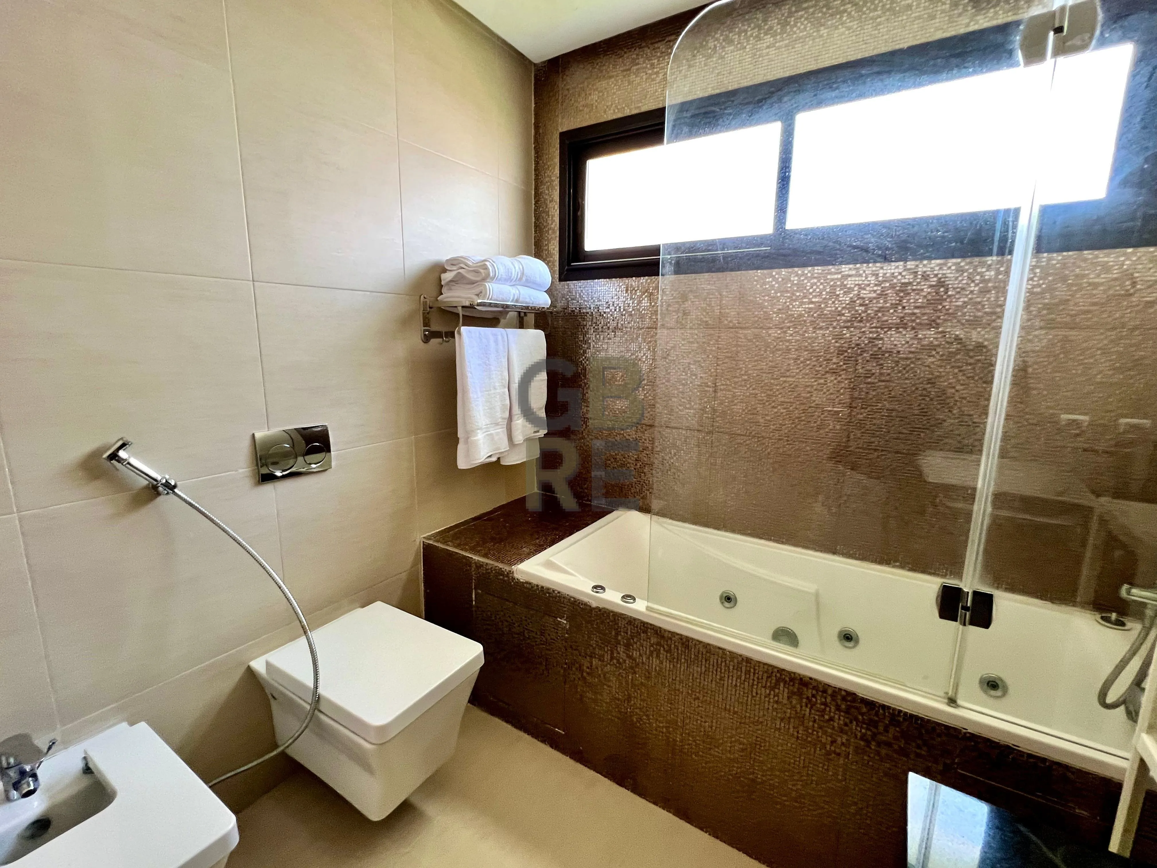 Bel appartement meublée vue sur mer à Plage des nations - الرباط (3)