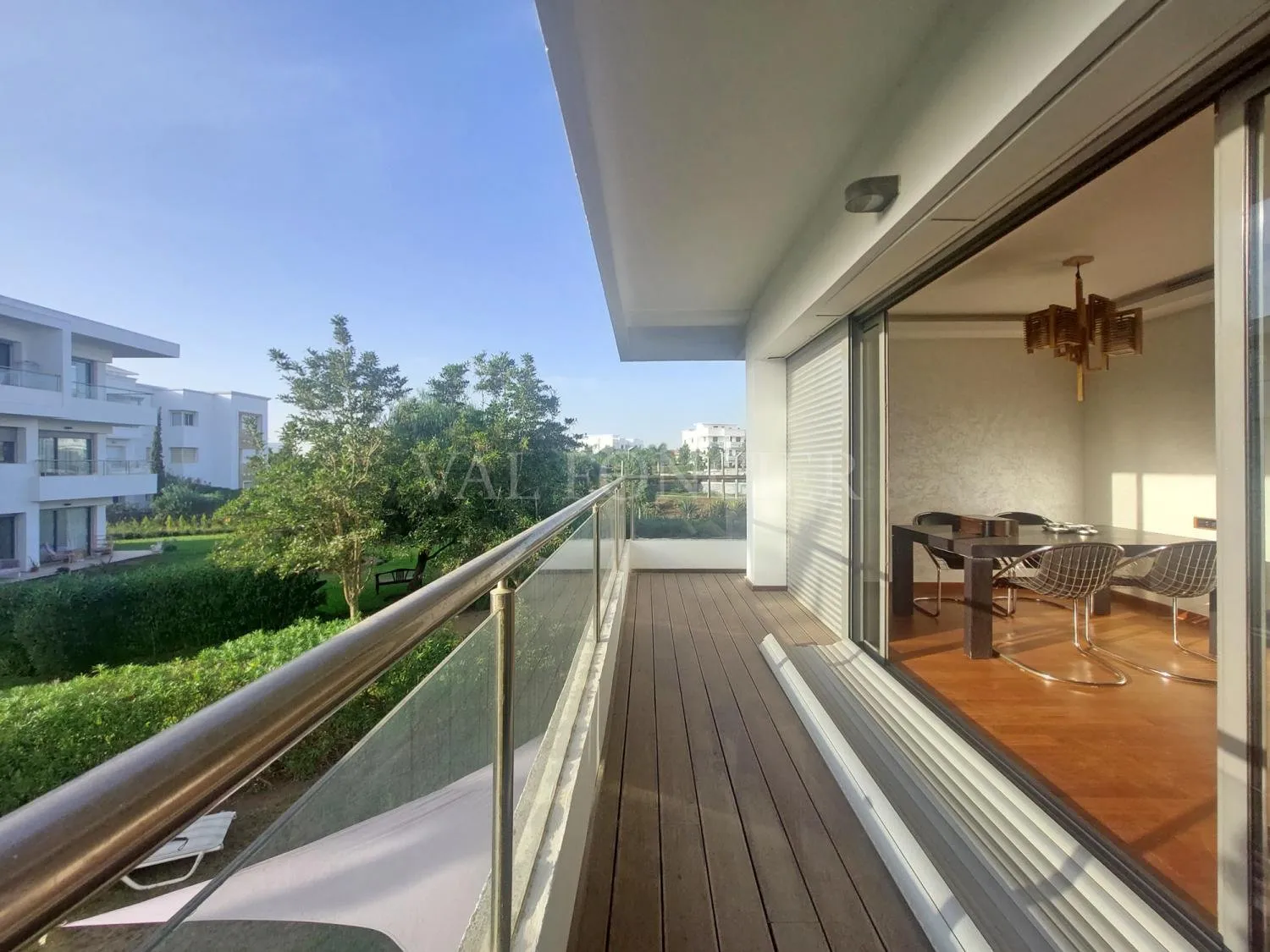 Vente très bel appartement 165m2 3chambres avec terrasse, ville verte Bouskoura - الدار البيضاء