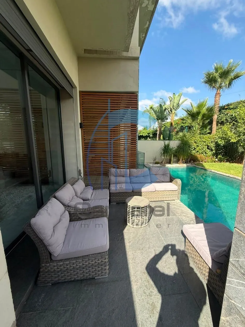 SPACIEUX VILLA À LA VENTE BOUSKOURA - الدار البيضاء (3)