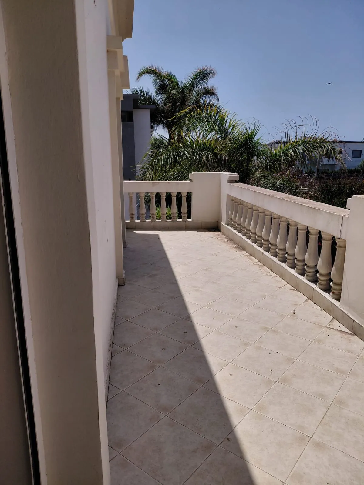 A SAISIR GRANDE VILLA - الدار البيضاء (2)