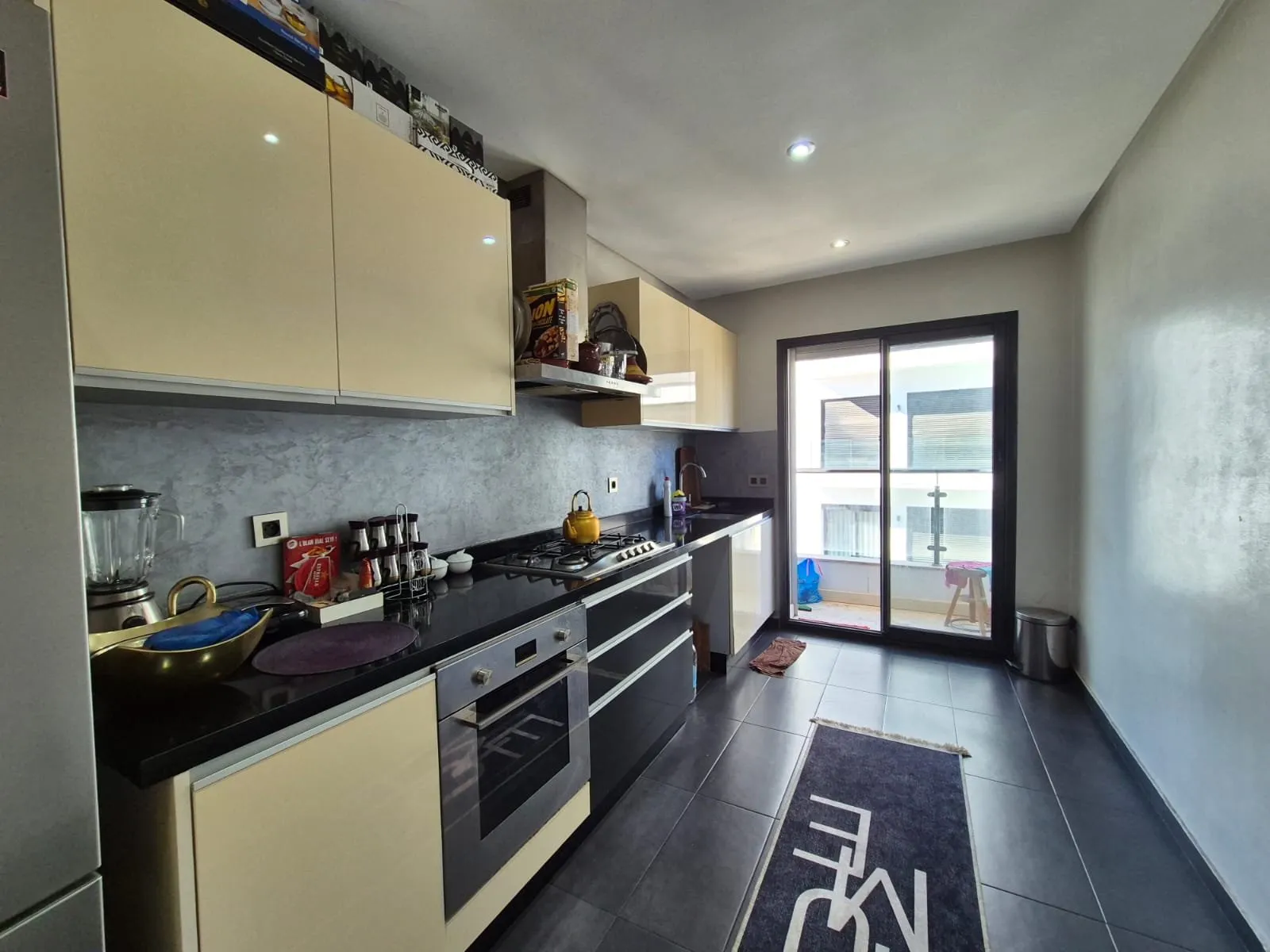 APPARTEMENT LUMINEUX - الدار البيضاء (2)