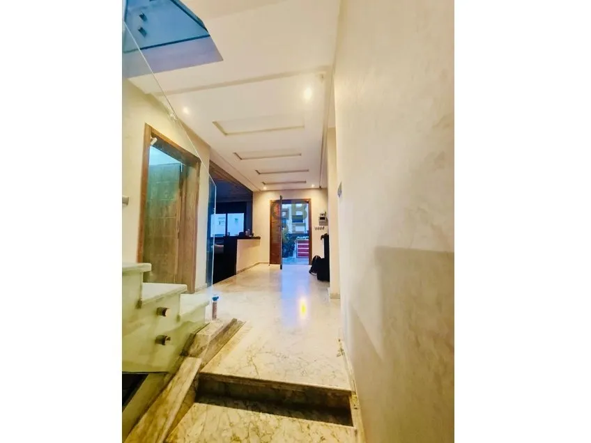 Belle Villa Haut Standing à Hay Riad - الرباط (2)