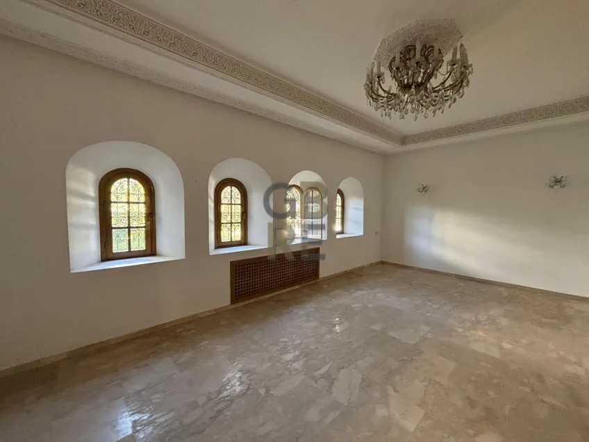 Villa avec piscine en vente à Bir Kacem - الرباط
