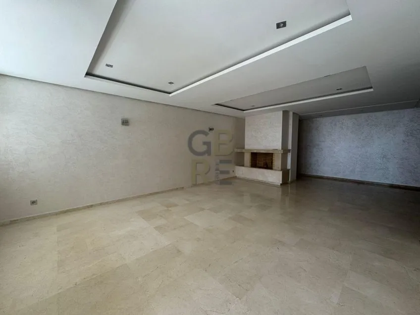 Bel appartement situé dans une résidence fermée avec piscine à Hay Riad - الرباط