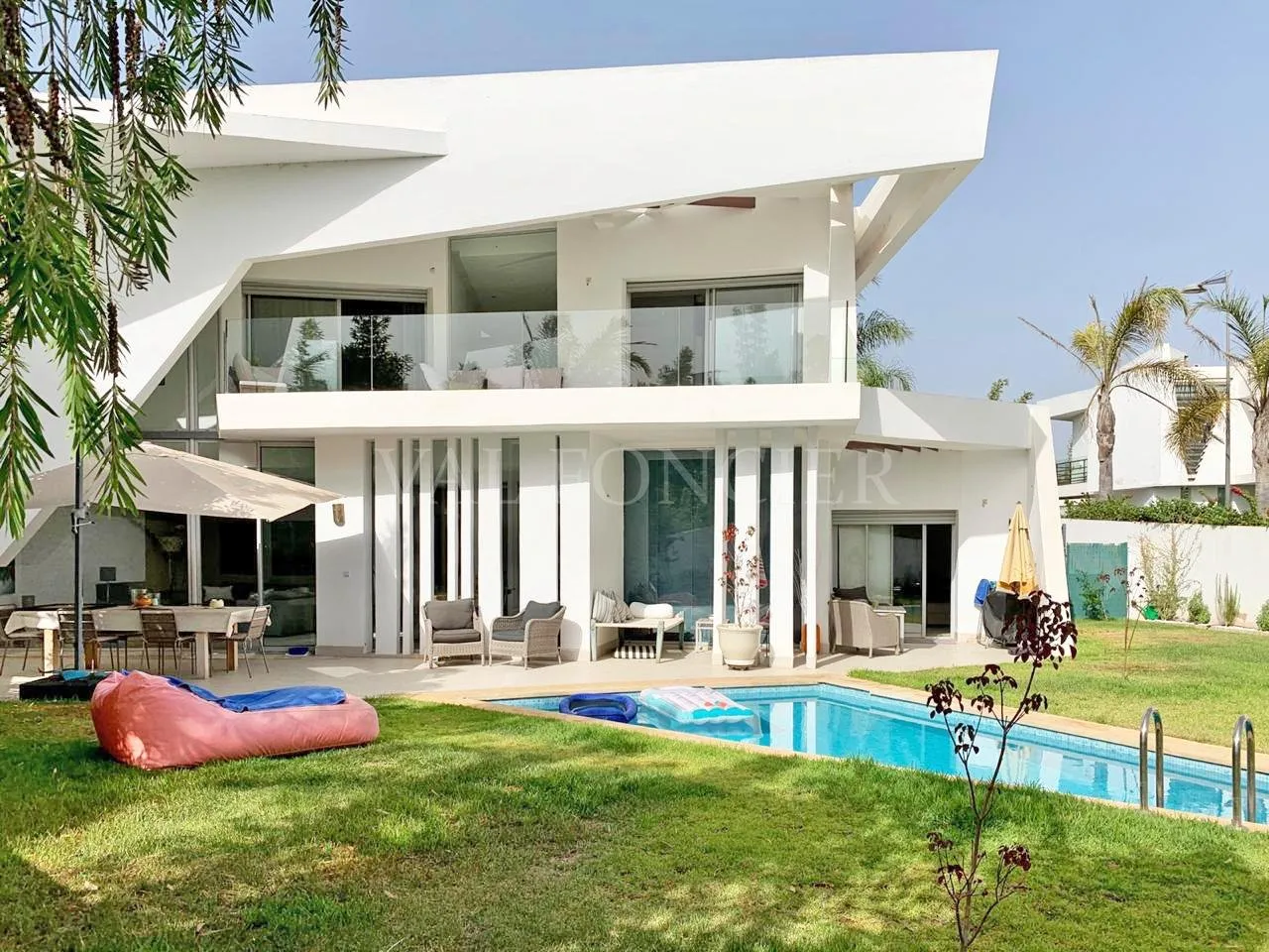 Magnifique villa d'architecte 500m2 à vendre à Bouskoura ville verte - الدار البيضاء (2)