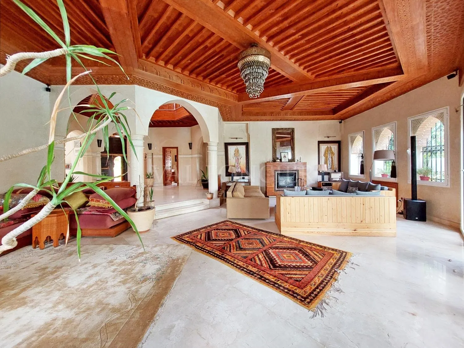 Villa à vendre à Ain Diab Casablanca – 1253m2 avec piscine et vue mer - الدار البيضاء (4)