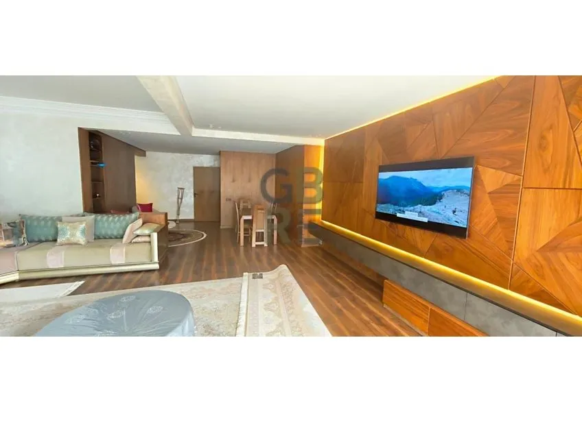Appartement de très haut standing entièrement rénové à Hay Riad - الرباط (2)