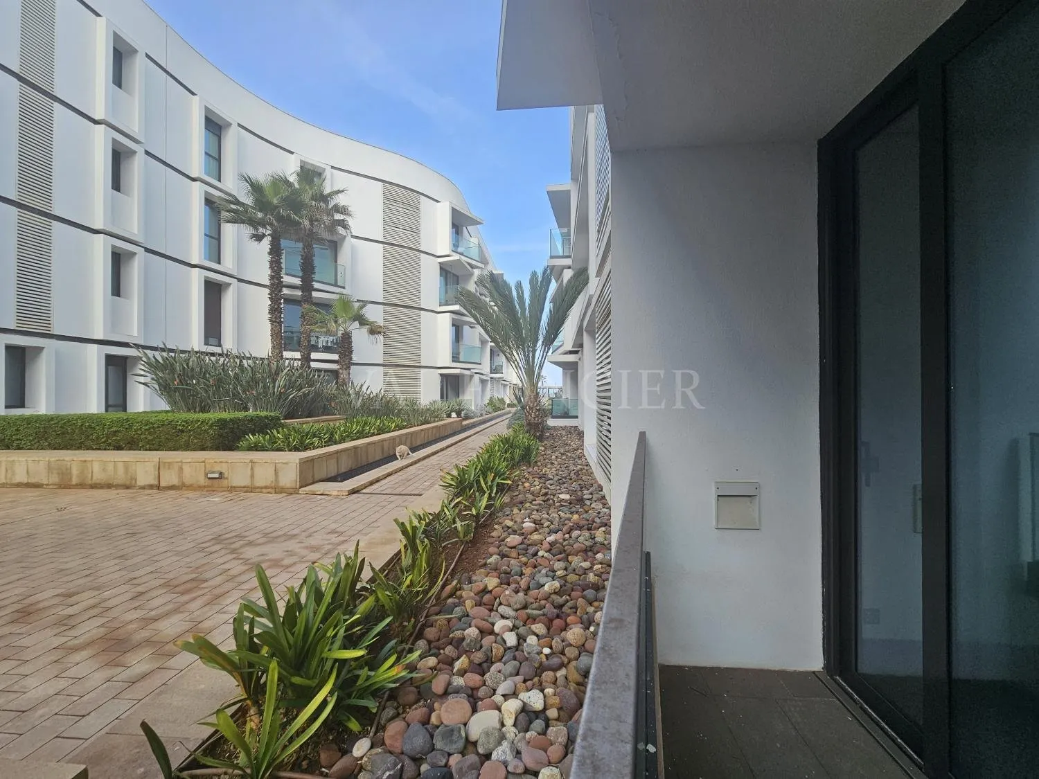 Vente Studio 66m2 avec Emplacement idéal en bord de mer Ain Diab, Casablanca - الدار البيضاء (2)