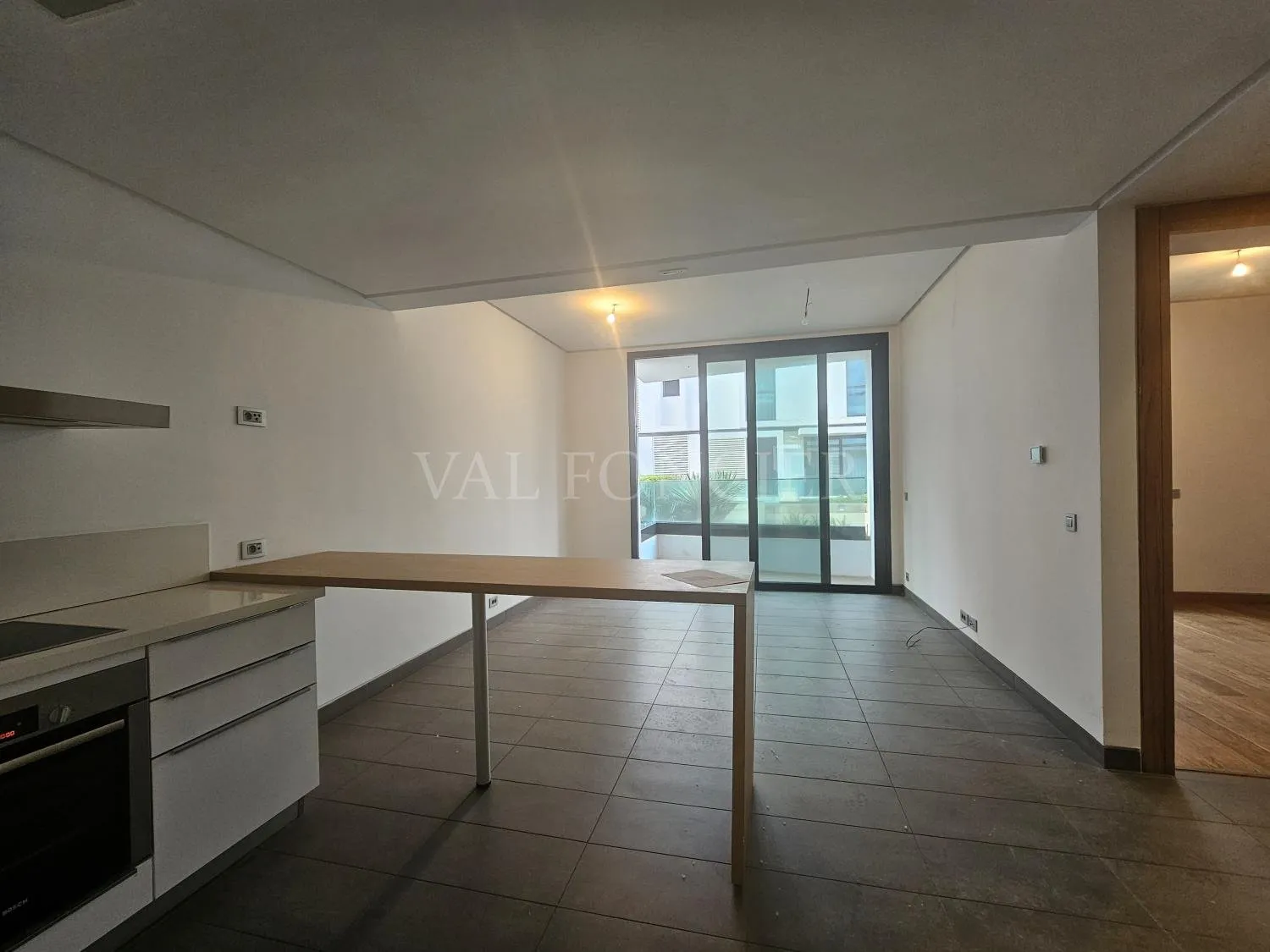 Vente Studio 66m2 avec Emplacement idéal en bord de mer Ain Diab, Casablanca - الدار البيضاء (4)