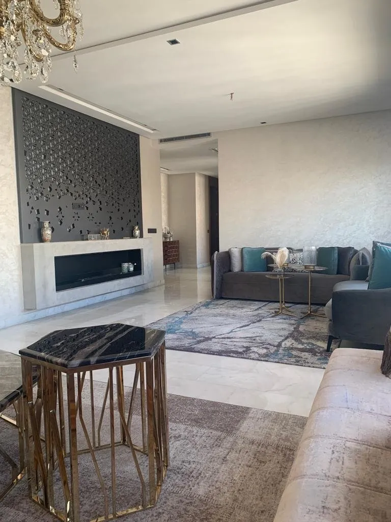 BEL APPT EN VENTE -FERME BRETONNE - - الدار البيضاء