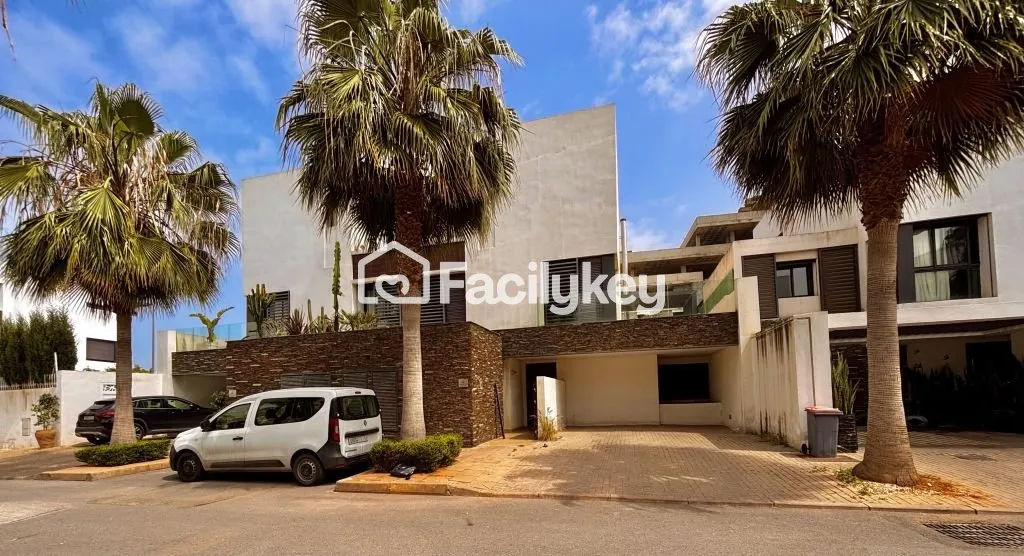 Villa de 286 m² à Casablanca - الدار البيضاء