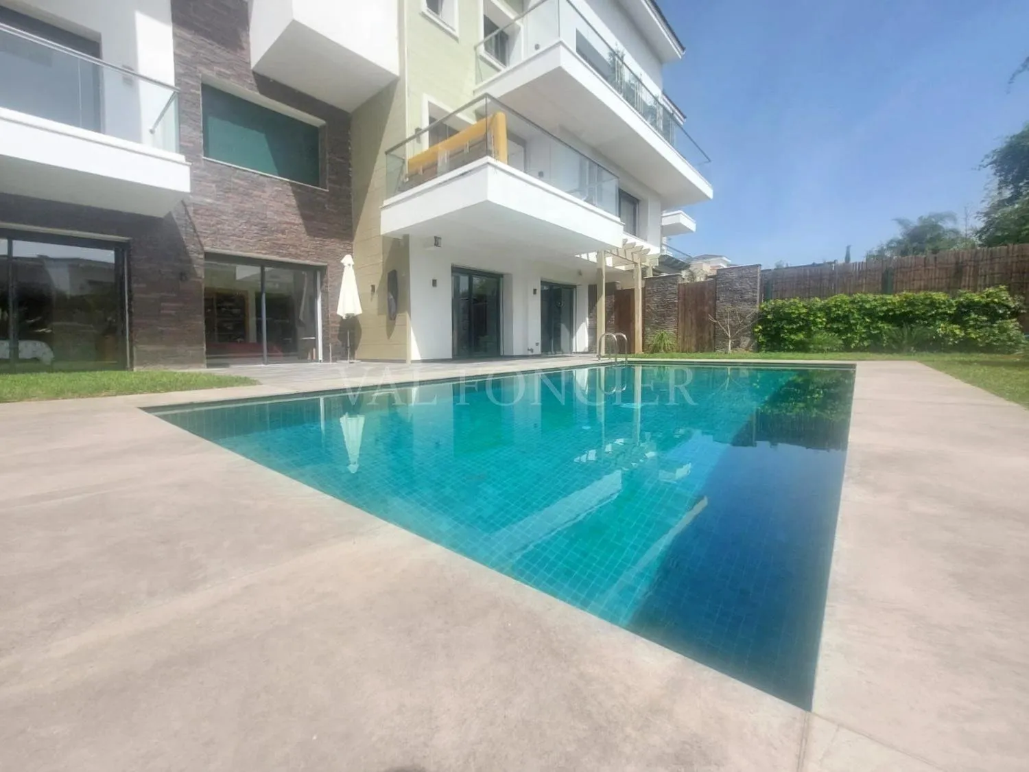 Magnifique Appartement rez-de-jardin à vendre à La Palmeraie – Bouskoura Ville Verte - الدار البيضاء