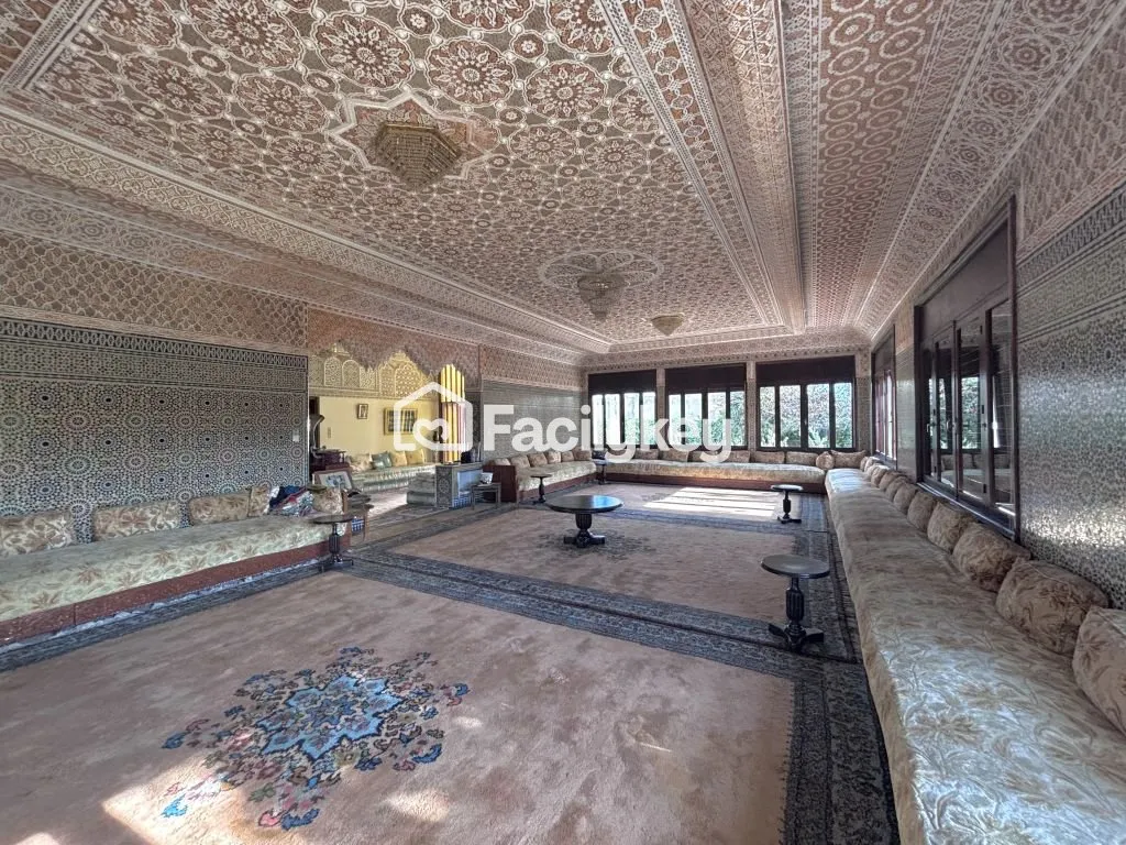 Villa de 715 m² à Casablanca - الدار البيضاء (4)