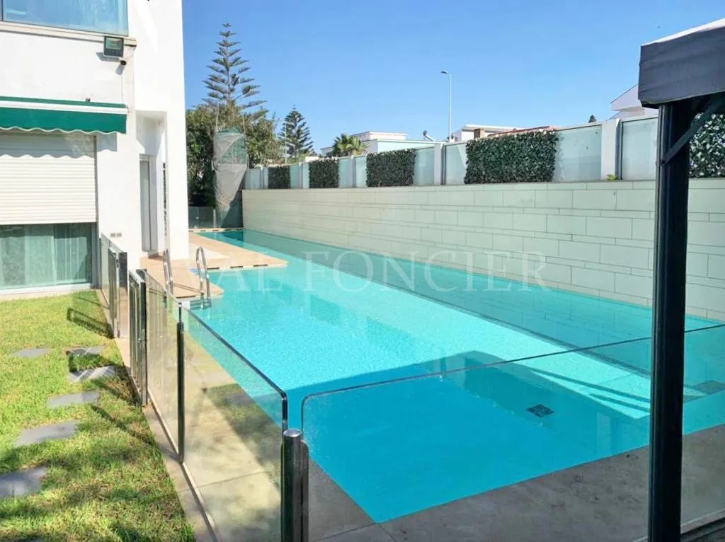 Vente villa moderne 770m2 avec piscine à Dar Bouazza - الدار البيضاء