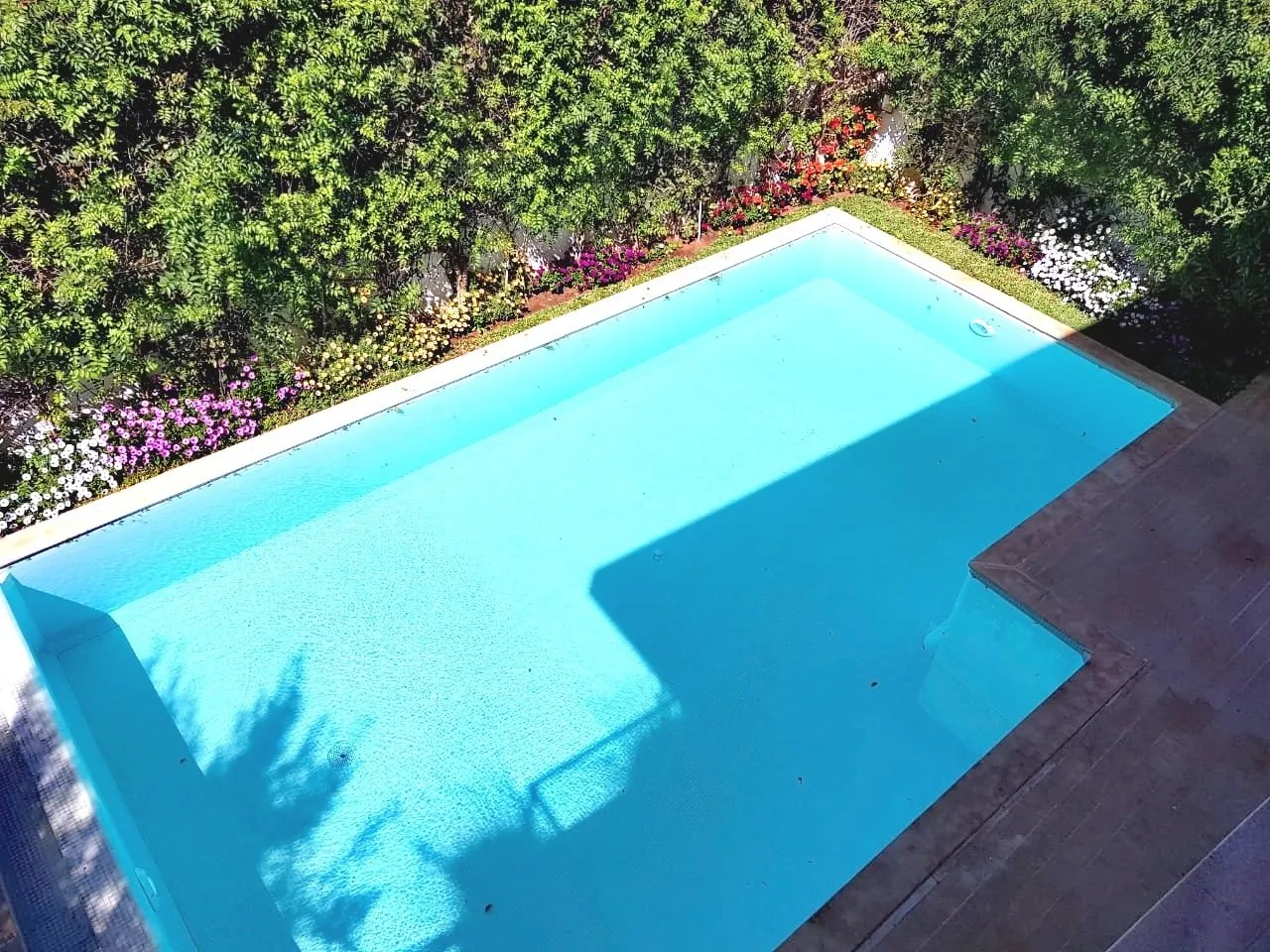 Jolie villa à vendre avec piscine dans une résidence fermée à ain diab - الدار البيضاء (3)