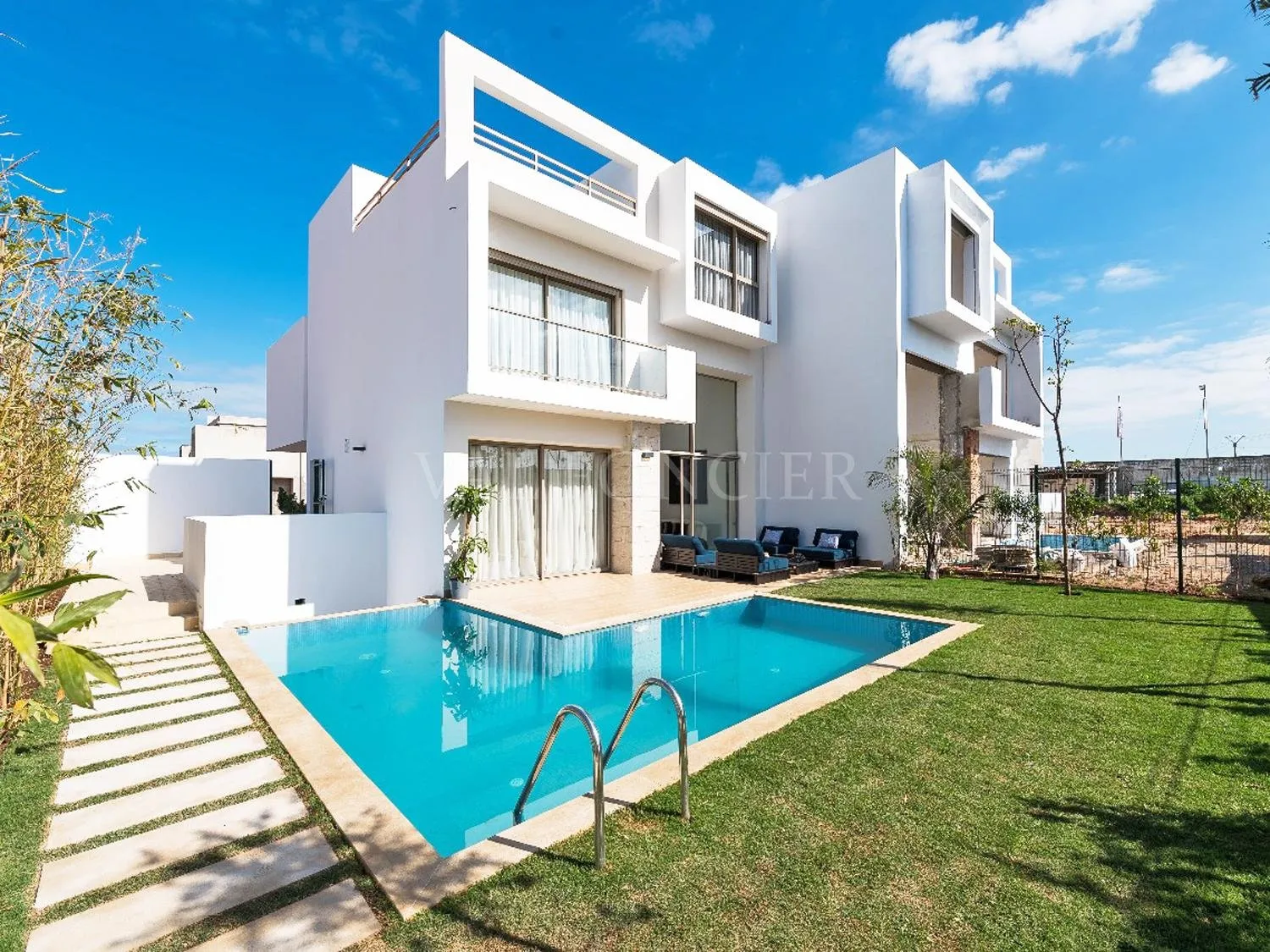 Vente magnifique villa moderne 4chambres avec piscine à Dar Bouazza - الدار البيضاء