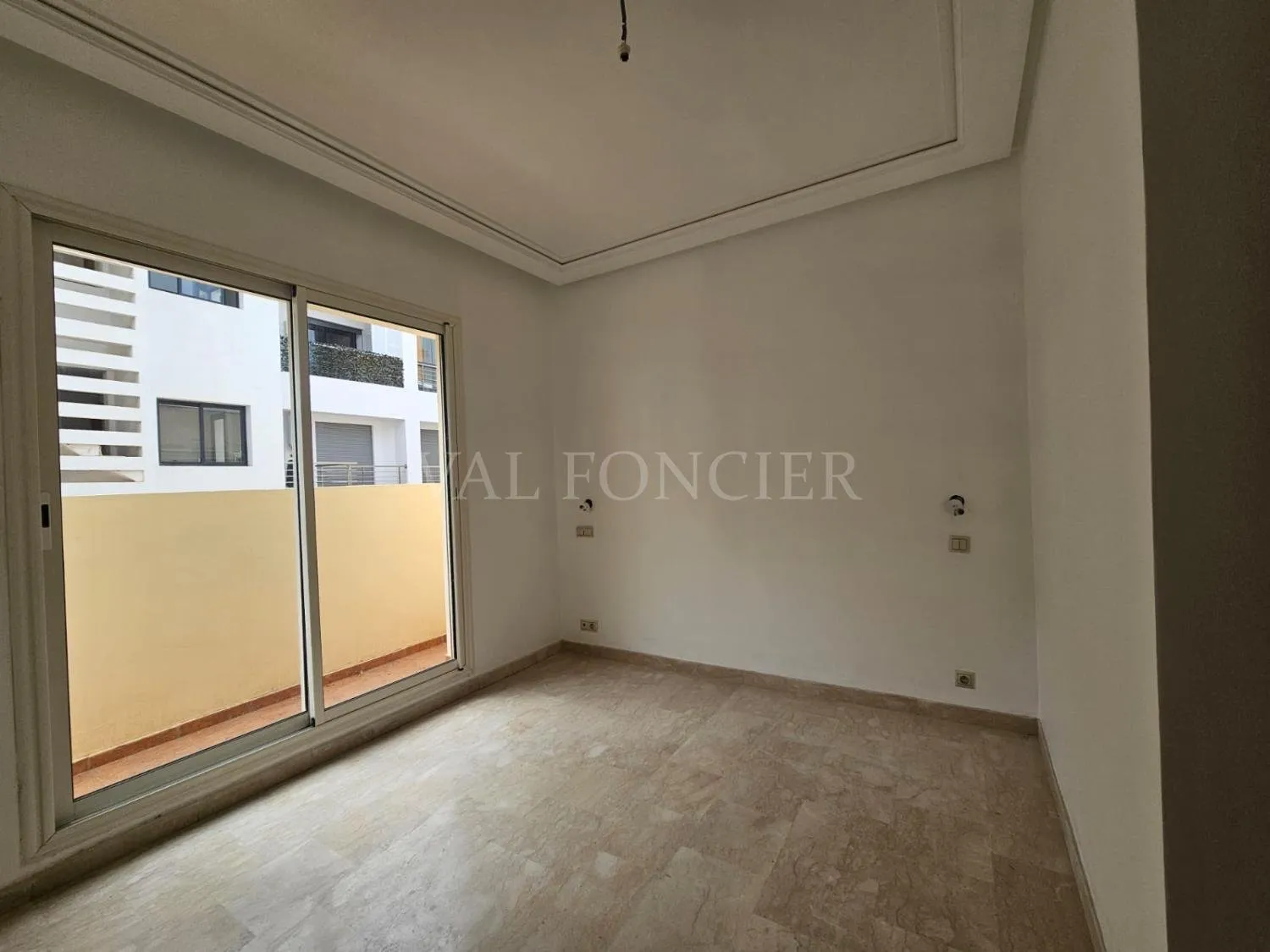 Vente Appartement 127m2 3chambres avec terrasse CIL, Casablanca - الدار البيضاء (2)