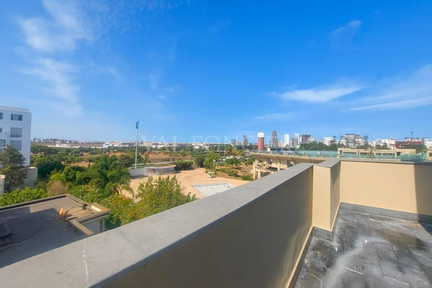 Vente appartement 3chambres avec terrasse sans vis-à-vis à la Ferme Bretone - الدار البيضاء (2)