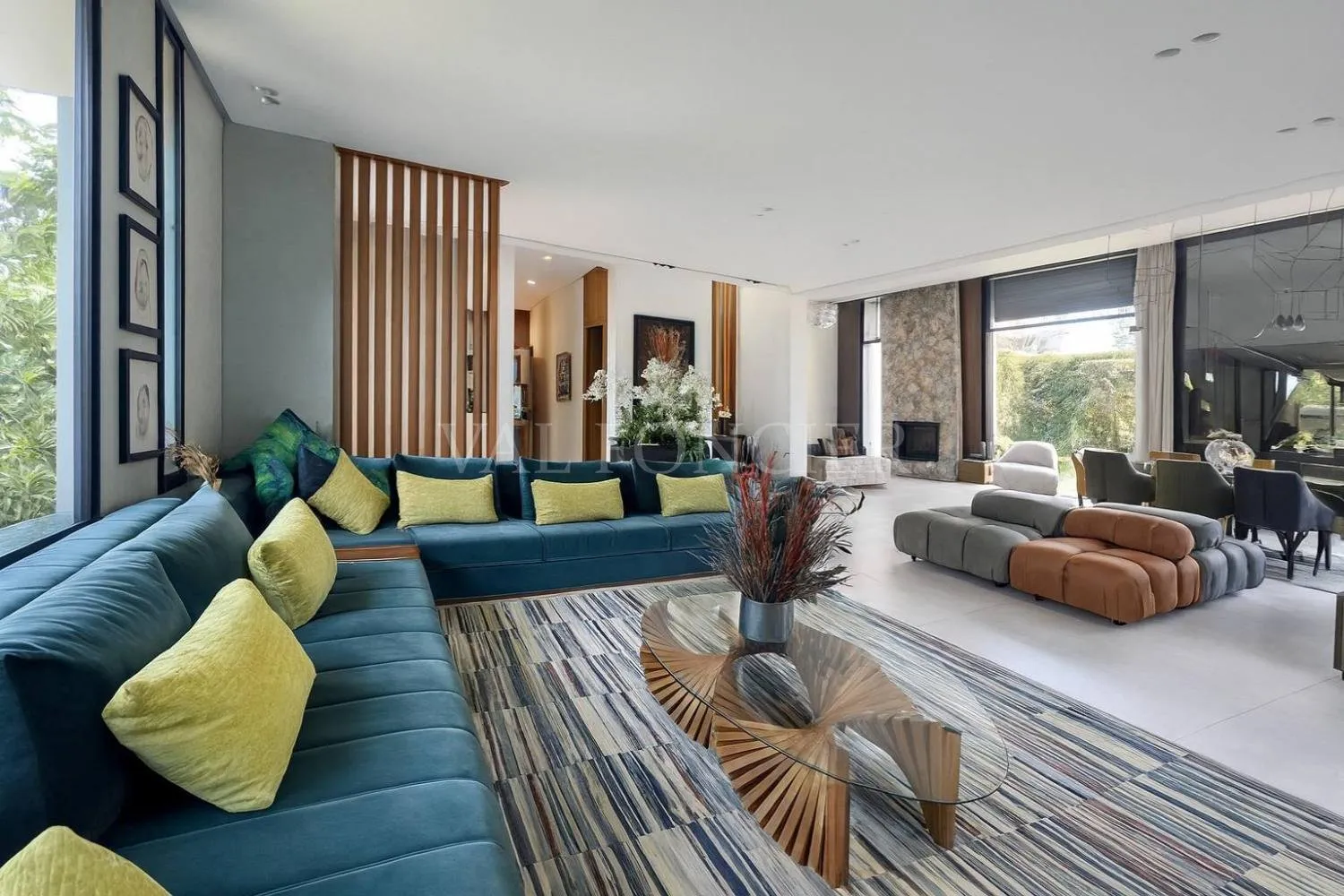 Vente magnifique villa moderne 4 suites, piscine et rooftop avec vue mer à Dar Bouazza - الدار البيضاء (4)
