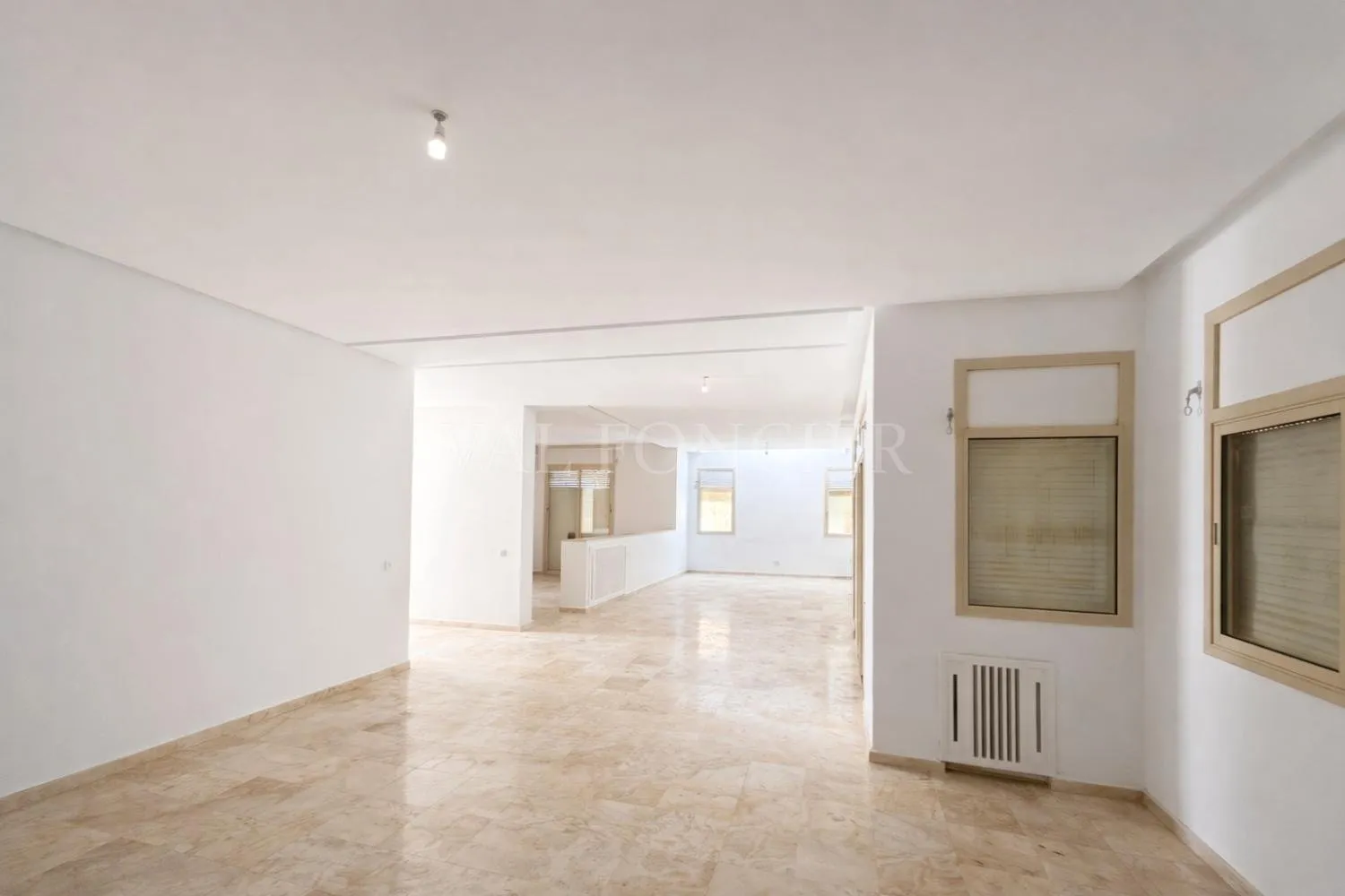 Villa à vendre Californie Casablanca – 465 m² avec piscine en résidence sécurisée - الدار البيضاء (4)