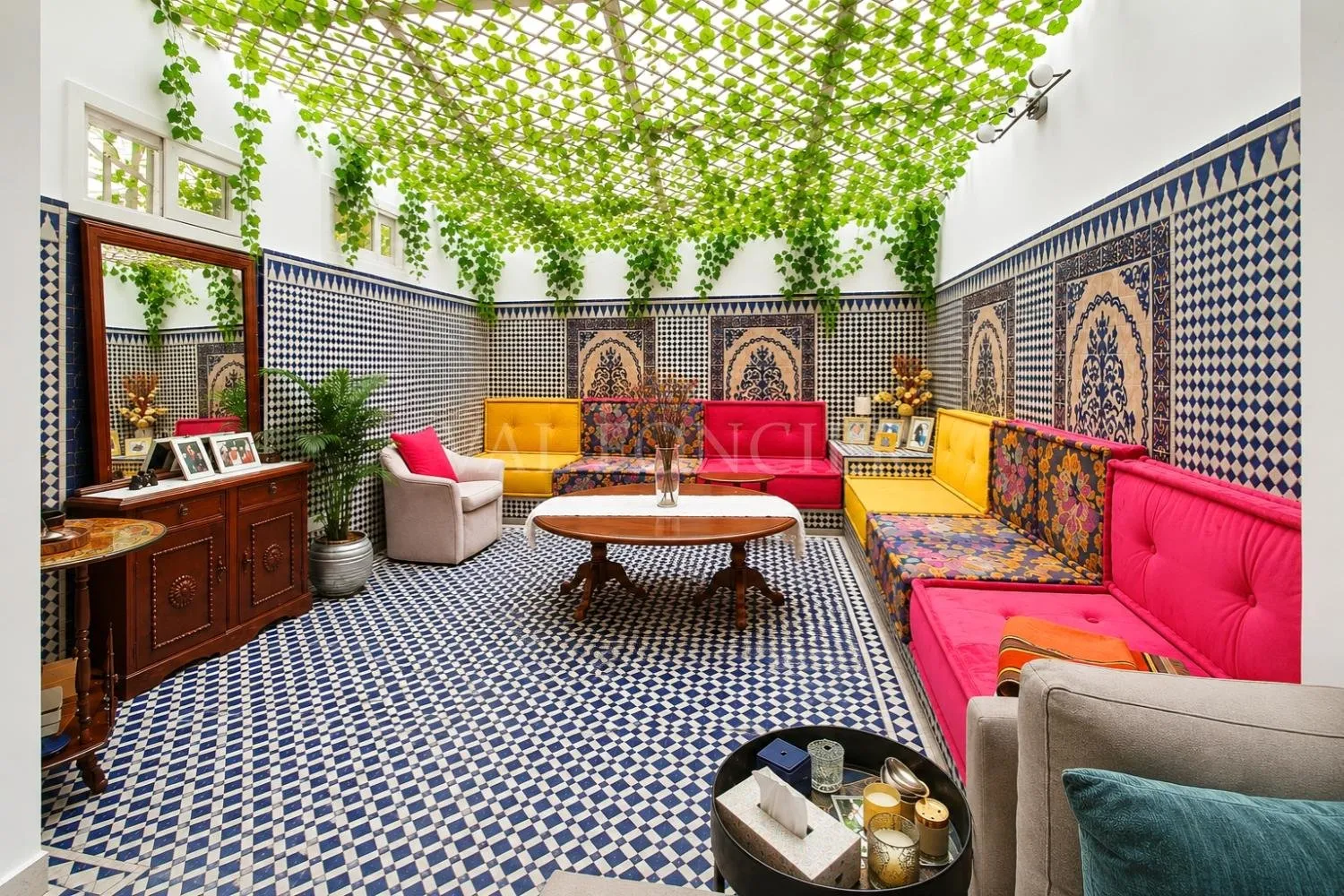 Vente Bel Appartement 105m2 avec 2Chambres Terrasse Racine, Casablanca - الدار البيضاء (2)