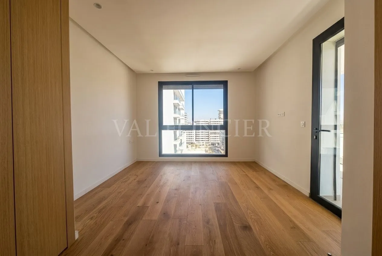 Vente d'un splendide appartement de 272 m² avec grande terrasse, Casablanca Finance City - الدار البيضاء (3)