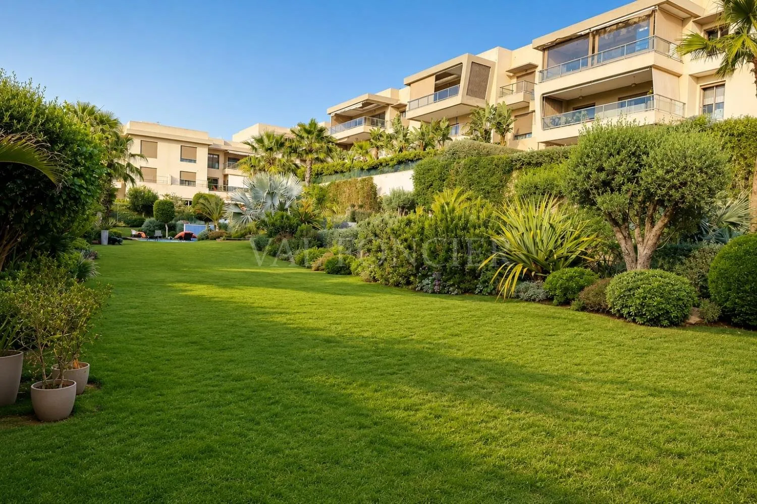 Vente Appartement 188m2 3chambres avec jardin privatif, Bouskoura - الدار البيضاء (4)