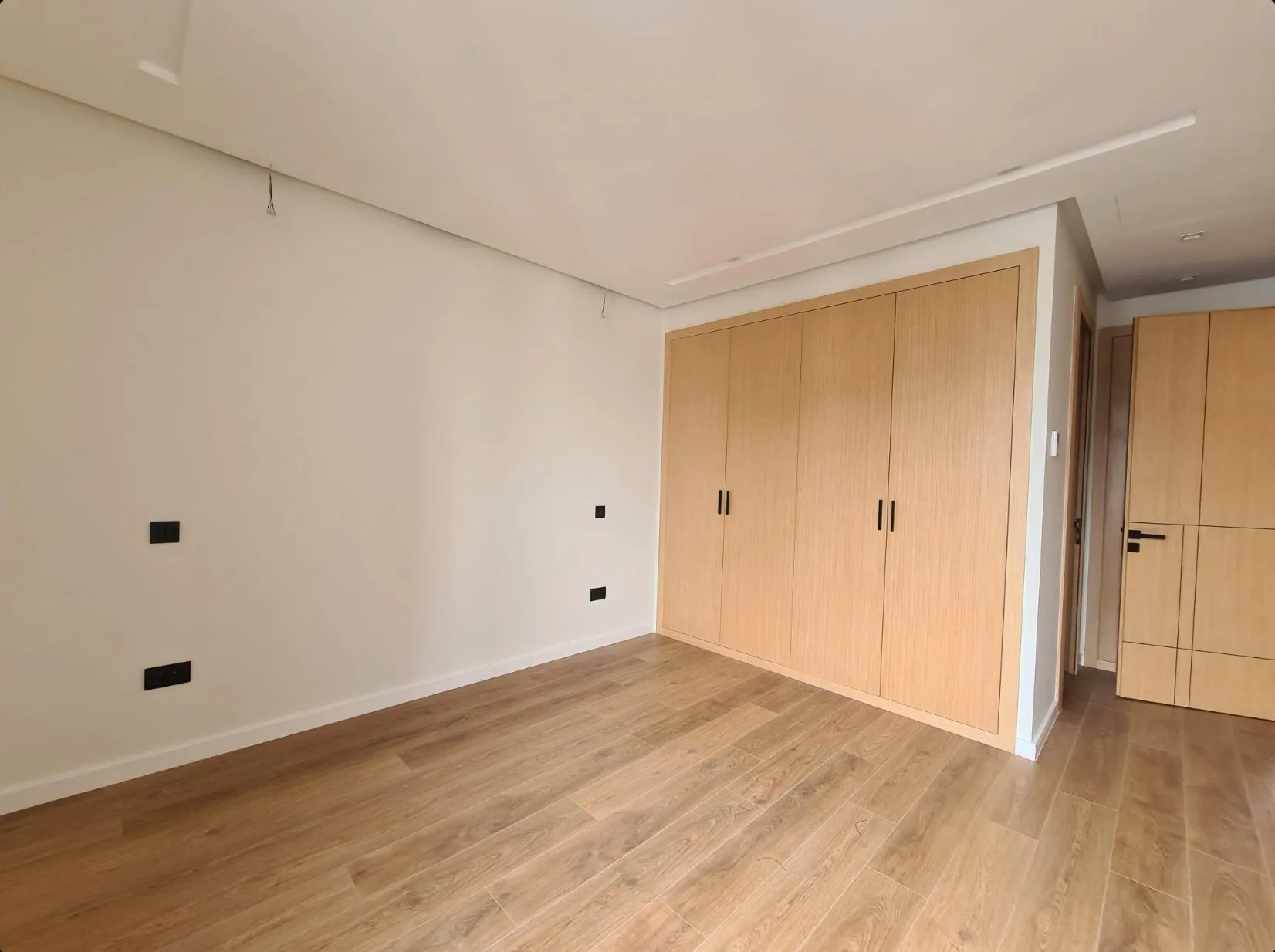 Appartement de standing neuf à louer meublé - دار بوعزة (2)