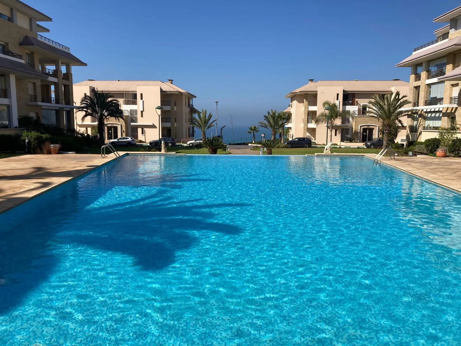 Bel appartement neuf face à l'Océan - الرباط