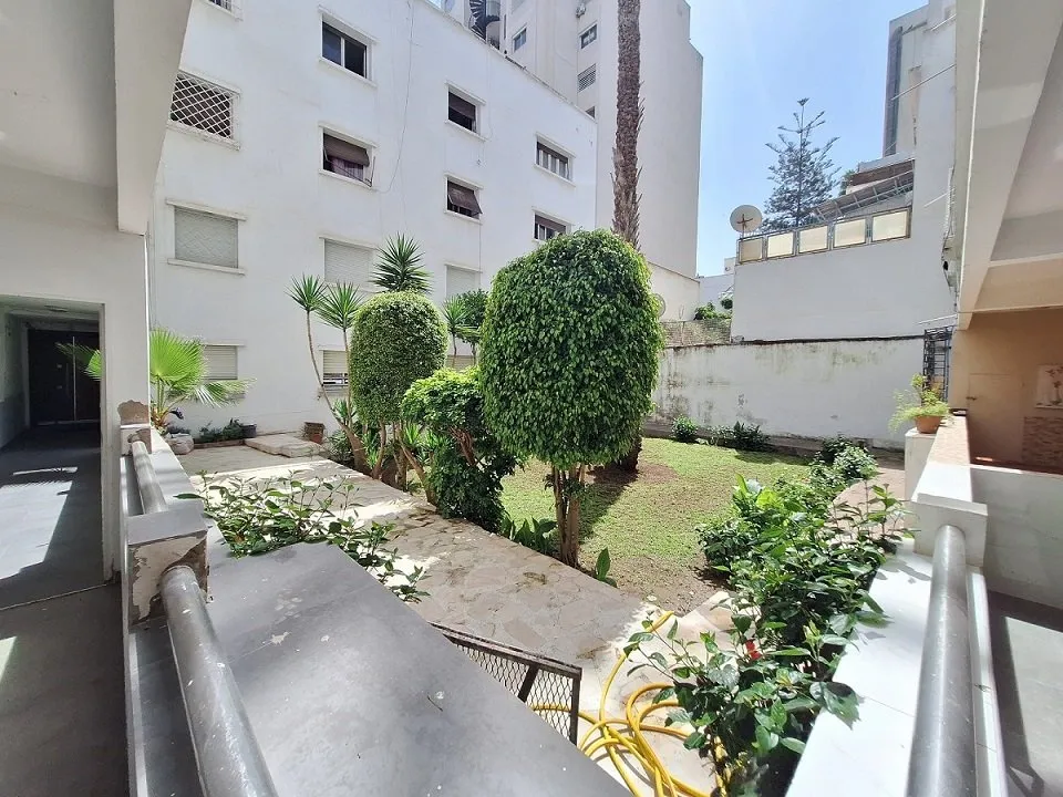 GAUTHIER – APPT RÉNOVÉ À VENDRE – 100 m² 2 CH - الدار البيضاء (3)