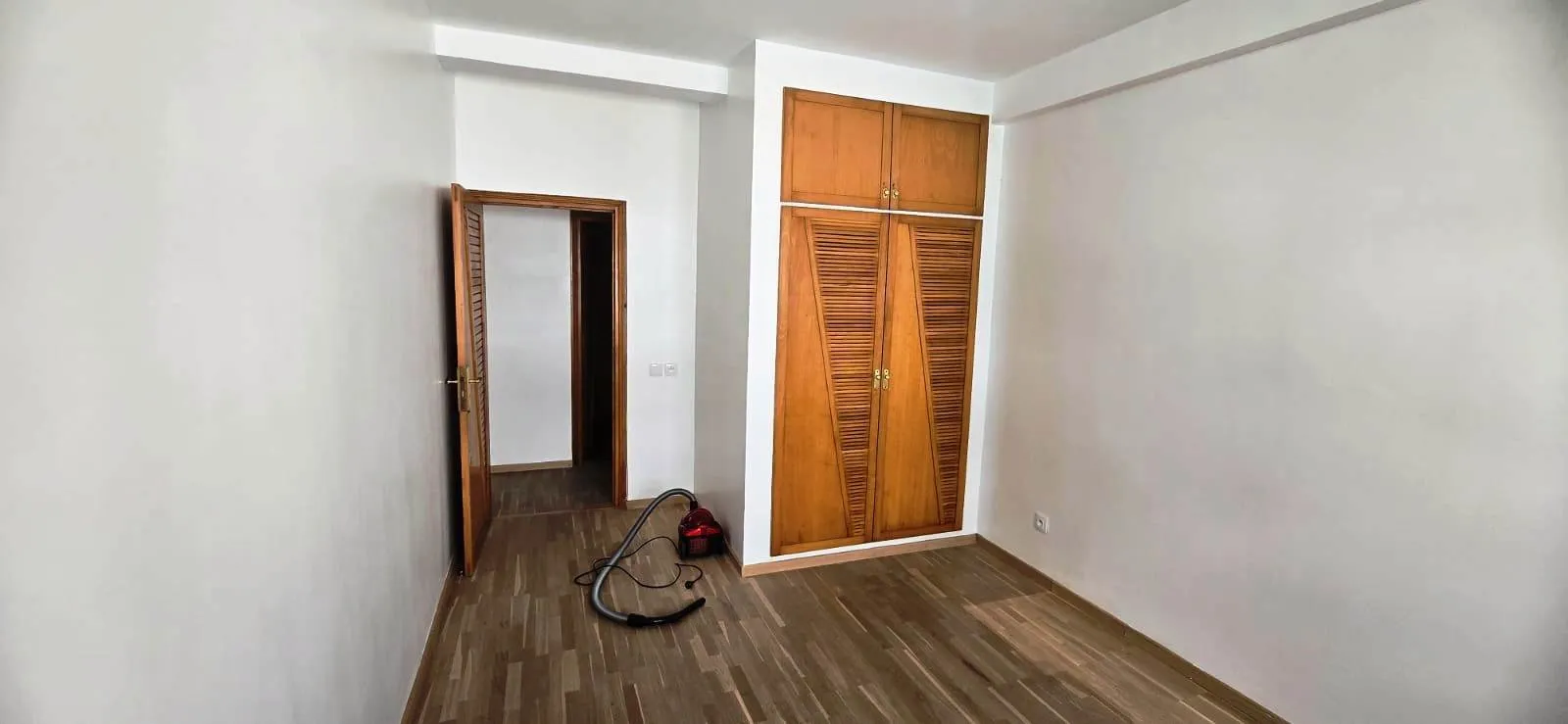 Appartement bien situé au niveau du haut Agdal - الرباط (4)