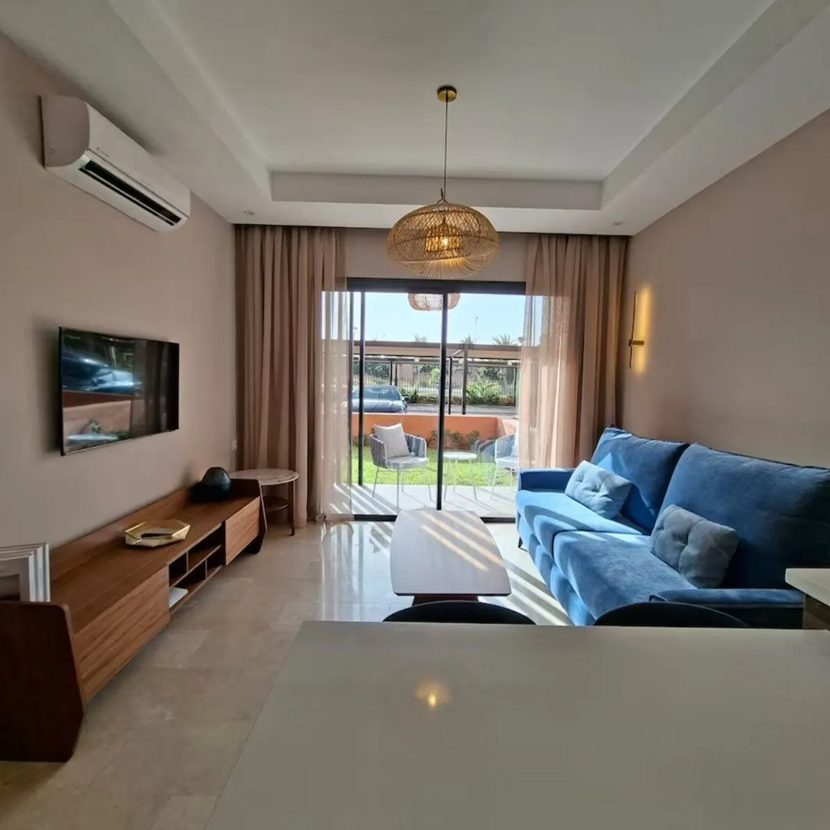 Studio meublé Noria Rez de Jardin - مراكش