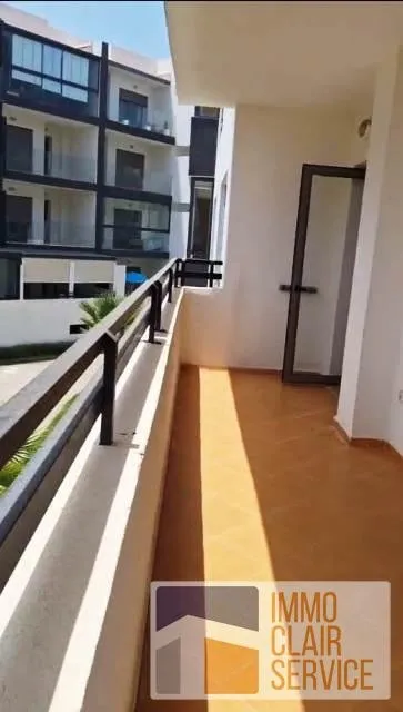 Beau appartement à vendre ( résidence fermée avec piscine) - بوزنيقة (3)