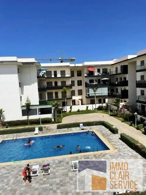 Beau appartement à vendre ( résidence fermée avec piscine) - بوزنيقة