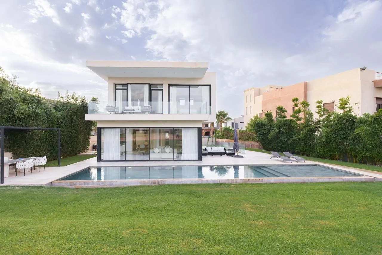 Villa d'Exception Front de Golf - Golf Argan - مراكش (3)