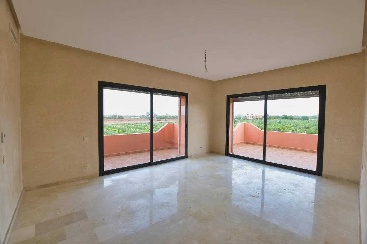 Magnifique Villa à Vendre près de Marrakech sur 2 hectares de terrain - مراكش (4)