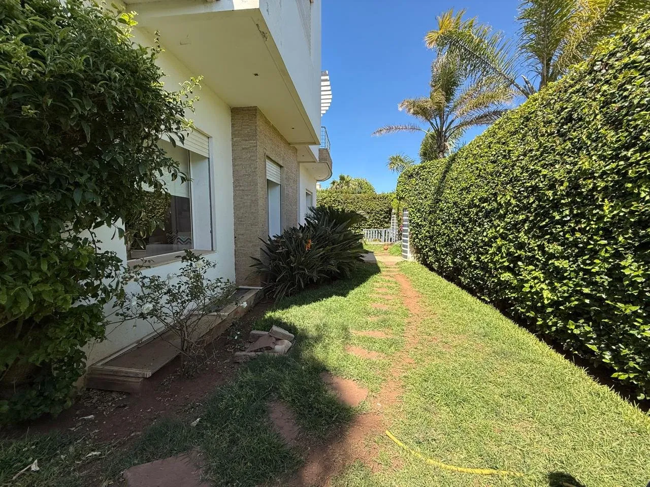 Dar Bouazza, vente Villa indépendante sur 3 niveaux angle, 4 CH - دار بوعزة (2)