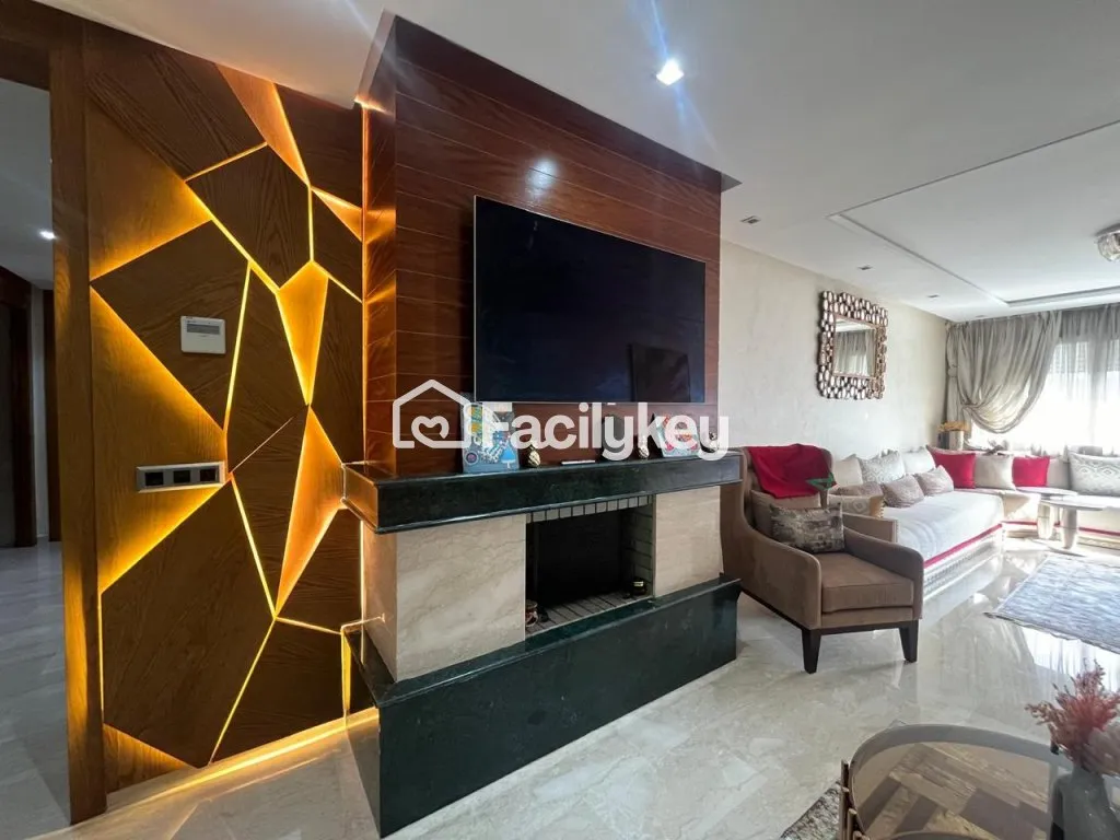 Appartement de 209 m² à Casablanca - الدار البيضاء (2)