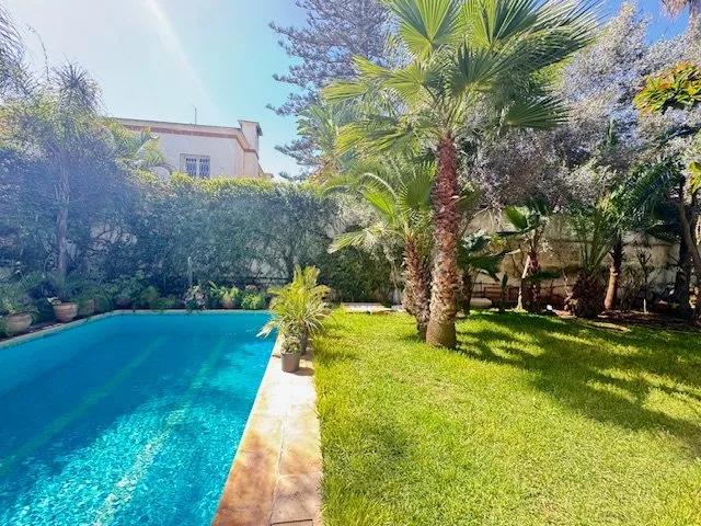 BELLE RUE DE LONGCHAMPS - الدار البيضاء (3)