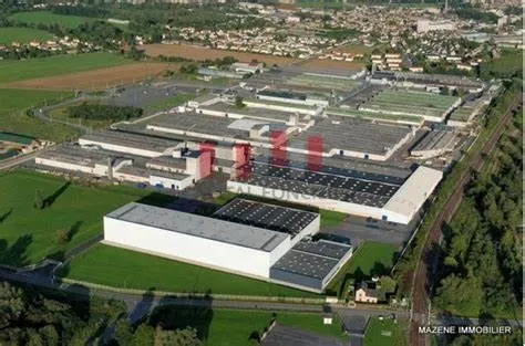 Excellente opportunité , Terrain industriel zone I2S1 de 30.000 m2  a la vente zone industrielle lissasfa , accès autoroutier immédiat - الدار البيضاء