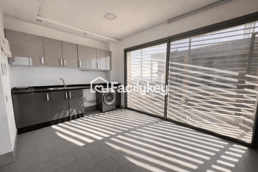 Appartement de 313 m² à Casablanca - الدار البيضاء (4)