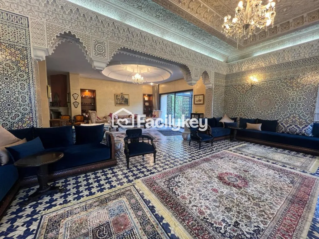 Villa de 836 m² à Casablanca - الدار البيضاء (4)