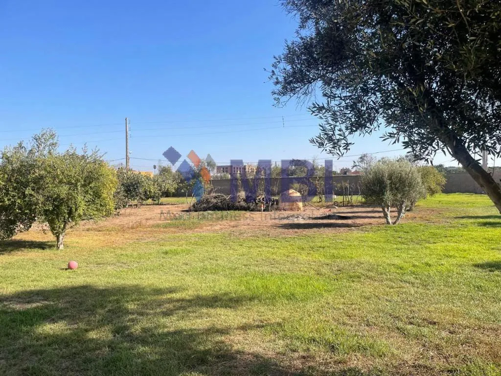 Terrains Titrés  À Vendre – Quartier Bouskoura- Casablanca V.Au.T.2096 - الدار البيضاء