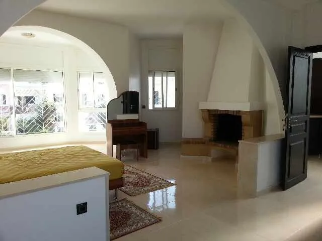 Très belle petite villa à vendre sur Hay Riad - الرباط